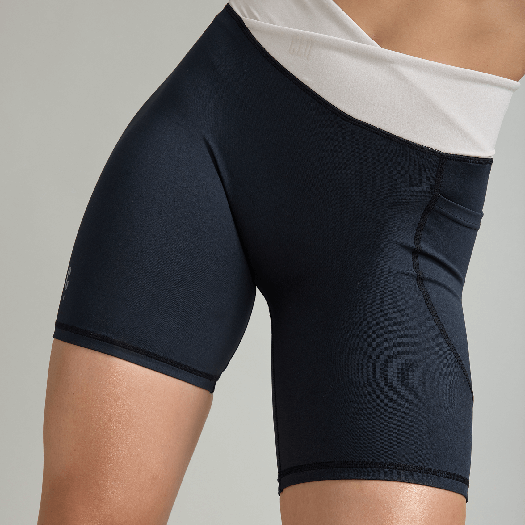 CLQ Flex Mid-Biker - Black and Bone